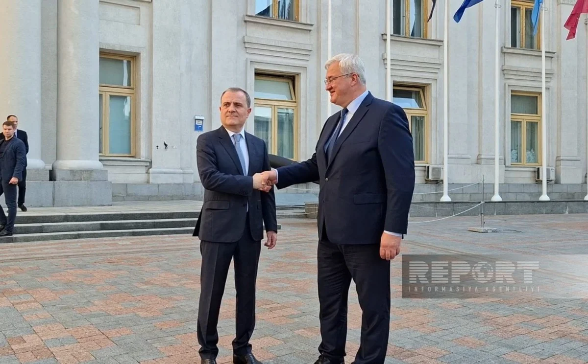 Azerbaijani foreign minister arrives in Ukraine on official visit