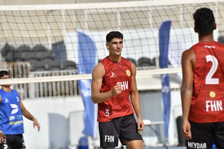 Çimərlik voleybolu üzrə Azərbaycan çempionatında yarımfinal mərhələsi başa çatıb