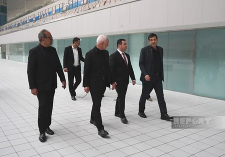 İranın idman və gənclər naziri Bakı Su İdman Sarayı ilə tanış olub