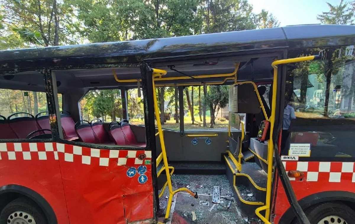 В Харькове в ДТП с участием автобуса пострадали более 10 человек