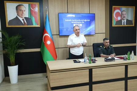 Kamran Əliyev Laçın və Qubadlıda cinayətkarlığa qarşı mübarizənin təşkilini müzakirə edib