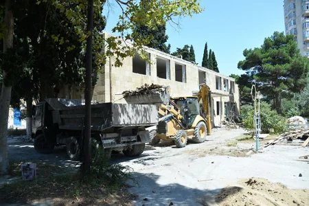 Bakıda 7 təhsil müəssisəsində tikinti və əsaslı təmir işləri aparılır