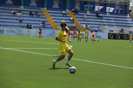 İspaniyanın Vilyarreal klubu Bakıda futbol düşərgəsi təşkil edir