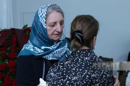 Çingiz Əlioğlu Qurd qapısı qəbiristanlığında dəfn olunub - YENİLƏNİB-2