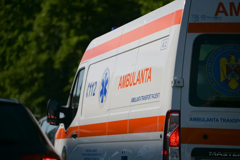 В Румынии арестованы 7 человек за нападение на машину скорой помощи топорами и дубинками