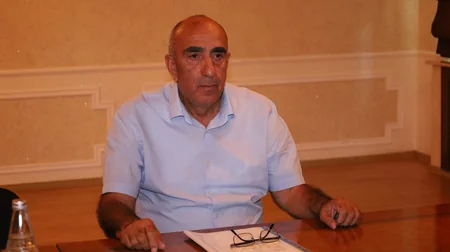 Rəşad İsmayılov İsmayıllıda vətəndaşları qəbul edib