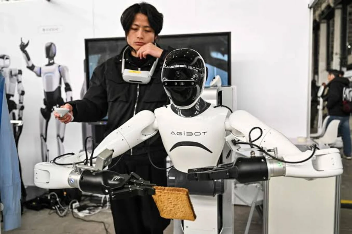 SAG: Global humanoid robot shipments surge 3.7-fold in first half of 2026