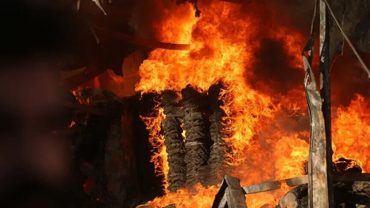 16 Bangladeshi workers killed in factory fire in Riyadh