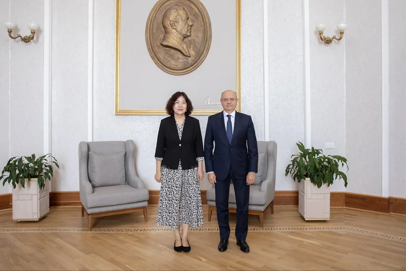 Azerbaijan and China mull green energy projects