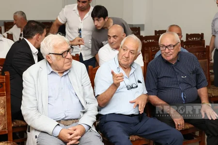 Çingiz Əlioğlu Qurd qapısı qəbiristanlığında dəfn olunub - YENİLƏNİB-2