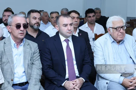 Çingiz Əlioğlu Qurd qapısı qəbiristanlığında dəfn olunub - YENİLƏNİB-2