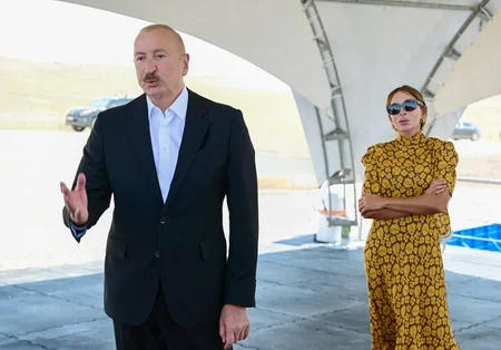 Prezident İlham Əliyev Naxçıvan Sənaye Parkının təməlini qoyub