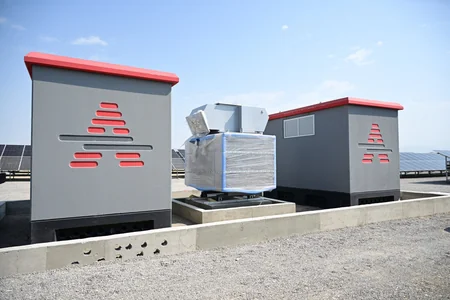 President Ilham Aliyev inspected construction progress of 'Shams 1' and 'Garbi Ufug' solar power plants in Nakhchivan