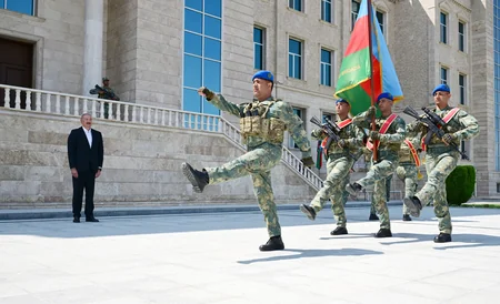 President Ilham Aliyev attended ceremony to present Battle Flags to newly established commando military units of Separate Combined Arms Army