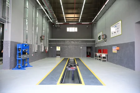 Prezident Naxçıvanda elektrik mühərrikli yeni avtobuslara baxıb, dəmir yolu infrastrukturunda aparılan yenidənqurma işləri ilə tanış olub - YENİLƏNİB