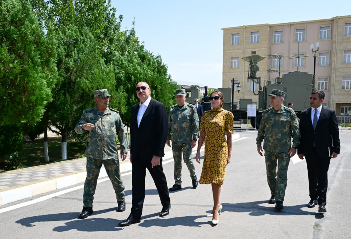President Ilham Aliyev attended ceremony to present Battle Flags to newly established commando military units of Separate Combined Arms Army