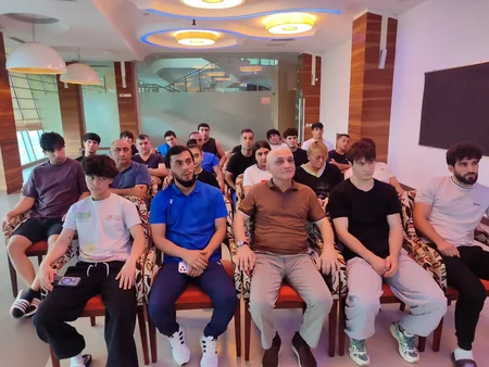 Azərbaycan Ağırlıqqaldırma Federasiyasında antidopinq maarifləndirmə seminarı təşkil olunub