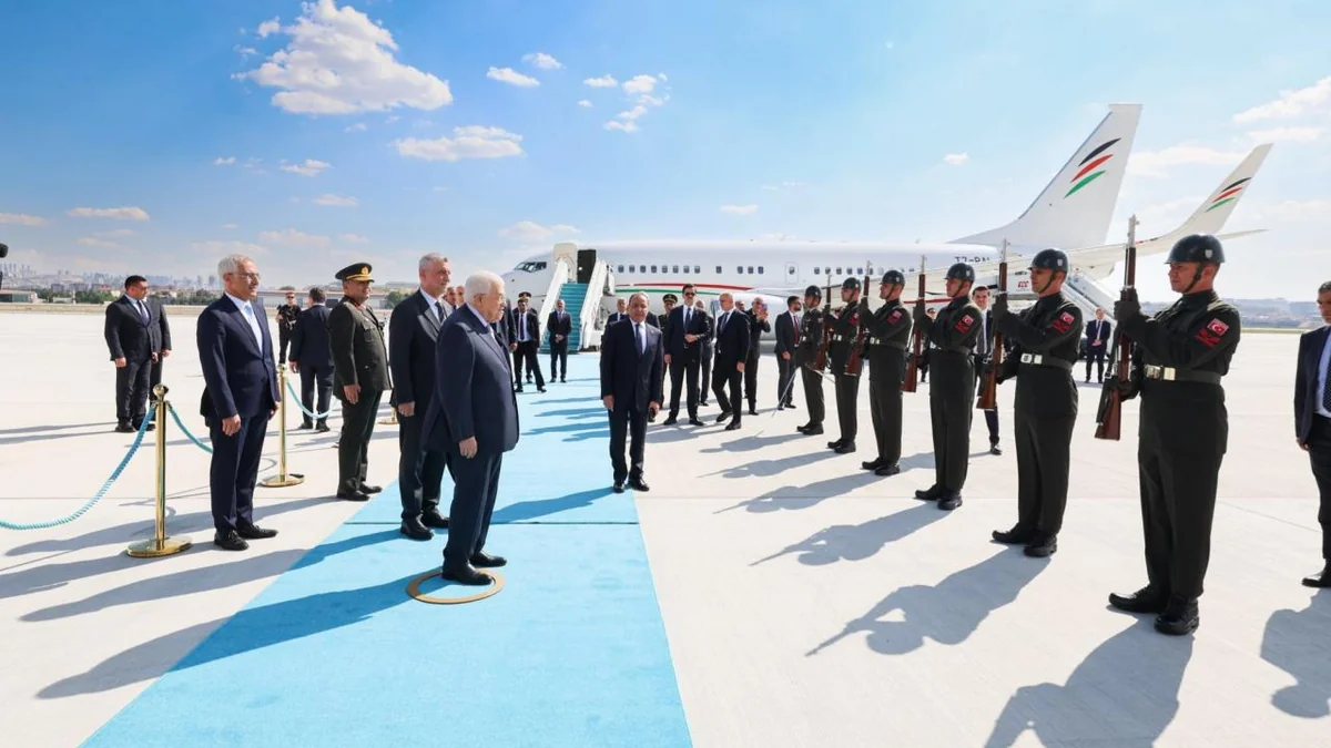 Fələstin Prezidenti Türkiyəyə səfərə gəlib