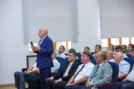 KOBİA Kürdəmirdə sahibkarlarla biznesin inkişaf imkanlarını müzakirə edib