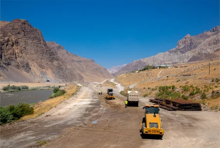 ADY: Construction of first 7-kilometer section of railway continues along Nakhchivan-Armenia border