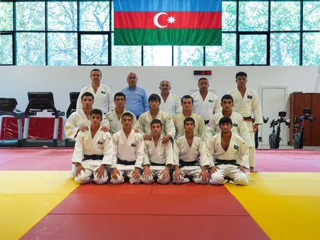 Dünya çempionatında iştirak edəcək Azərbaycanın yeniyetmə cüdoçuları ilə görüş keçirilib