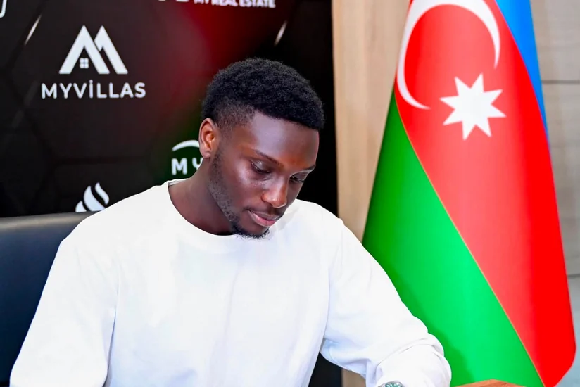 Şəfa fransalı futbolçu Omar Abdulaye Diavı transfer edib
