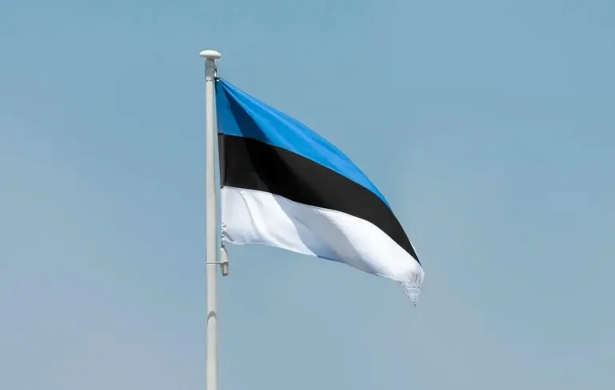 Estoniya Ukraynaya 340 min avro ayıracaq