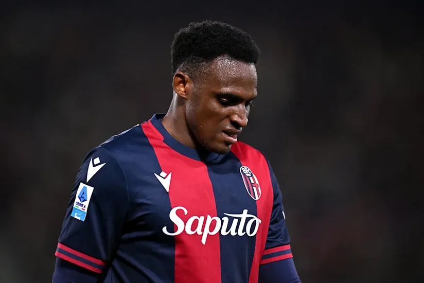 Yuventus Kolumbiya millisinin futbolçusu Con Lukumini transfer edir