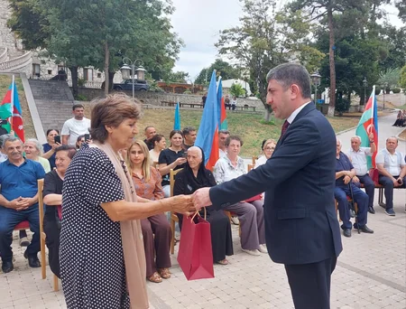 Вернувшимся в Ханкенди семьям вручены ключи от домов - ОБНОВЛЕНО