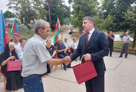 Вернувшимся в Ханкенди семьям вручены ключи от домов - ОБНОВЛЕНО