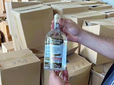 Naxçıvanda saxta aksiz markalı alkoqollu içkilər aşkarlanıb