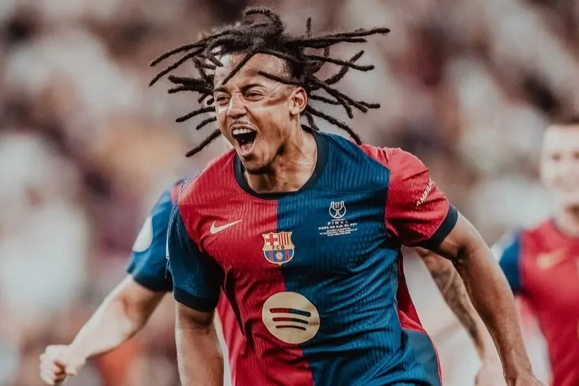 Liverpul Barselonanın 60 milyon avroluq müdafiəçisini transfer etmək istəyir