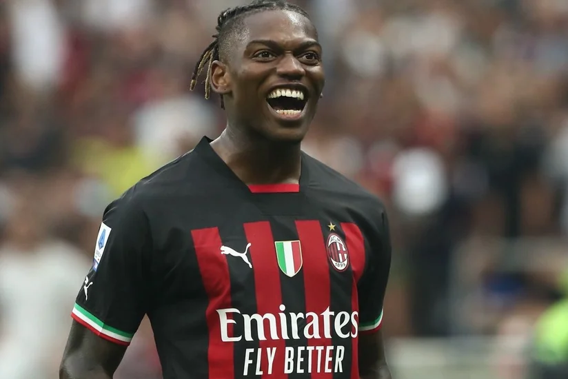 Milan Leau üçün 40 milyon avro civarında təklifləri nəzərdən keçirməyə hazırdır