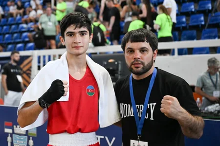 Два азербайджанских боксера вышли в 1/4 финала чемпионата Европы в Сербии
