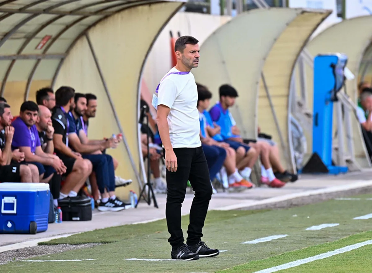 Azərbaycan Premyer Liqasının I turu legioner baş məşqçinin debütü ilə əlamətdar olub
