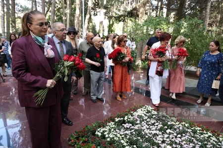 Ceremony held to mark Muslim Magomayev's 84th birth anniversary