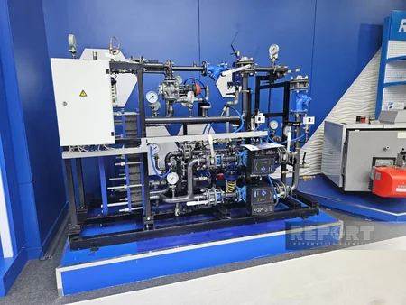 Azerbaijani journalists visit TECHNOPARK production complex in Tashkent