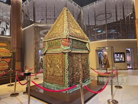 Azerbaijani journalists visit Islamic Civilization Center in Tashkent
