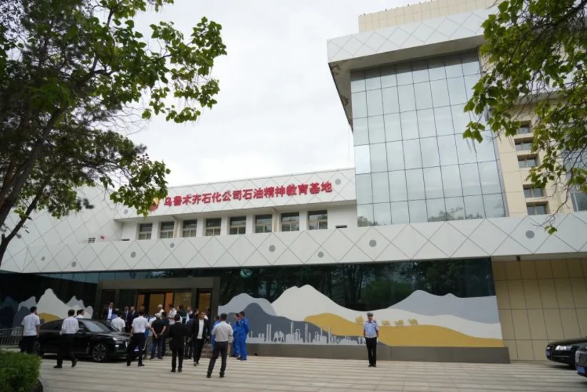 Кыргызские компании договорились с CNPC о поставках нефтепродуктов из Китая