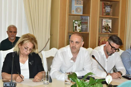 Mədəniyyət Nazirliyi yazar və naşirlərlə görüş təşkil edib