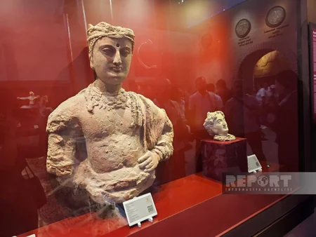 Azerbaijani journalists visit Islamic Civilization Center in Tashkent