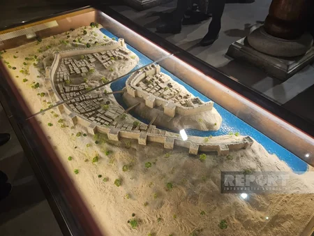Azerbaijani journalists visit Islamic Civilization Center in Tashkent