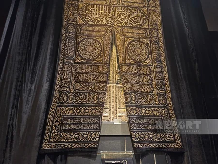 Azerbaijani journalists visit Islamic Civilization Center in Tashkent