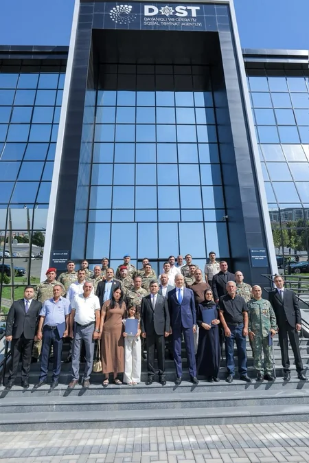 Postmüharibə dövründə şəhid ailələri və əlilliyi olan şəxslərə 7300 mənzil verilib