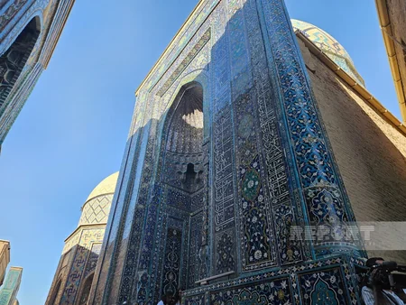 Azerbaijani journalists visit Shah-i-Zinda complex in Samarkand