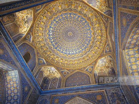 Azerbaijani journalists visit Registan square in Samarkand