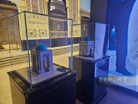 Azerbaijani journalists visit Imam Bukhari Mausoleum in Samarkand