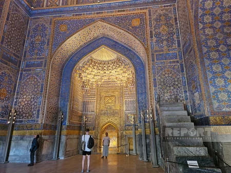 Azerbaijani journalists visit Registan square in Samarkand
