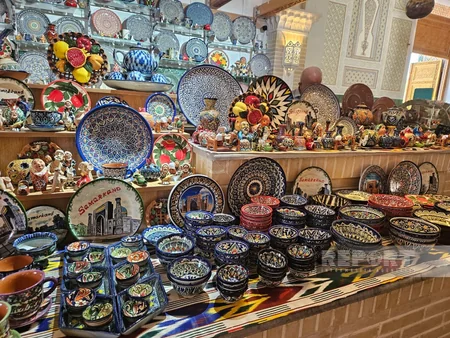 Azerbaijani journalists visit Silk Road Samarkand