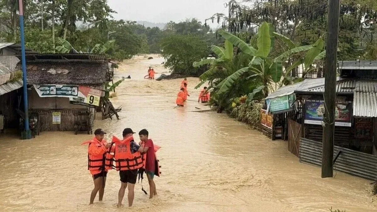 Torrential rains kill 29 in Philippines